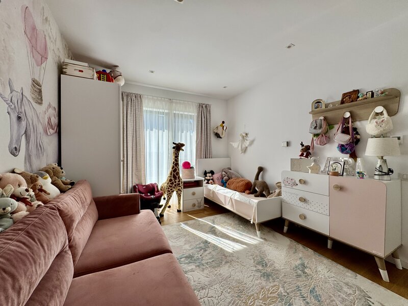 Tunari, vila premium cu gradina si design contemporan.