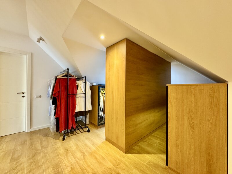 Tunari, vila premium cu gradina si design contemporan.